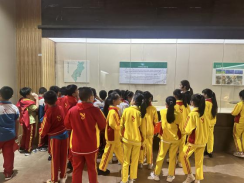 缅怀先烈承遗志，红色基因代代传——通川区八小金兰学校赴达州博物馆开展烈士纪念日主题活动